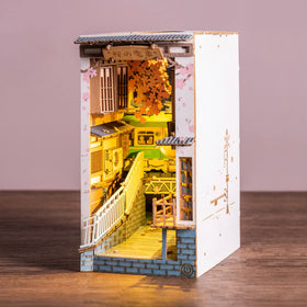 Rolife Sakura Densya kit assembly scene, a hands-on hobby that sparks creativity
