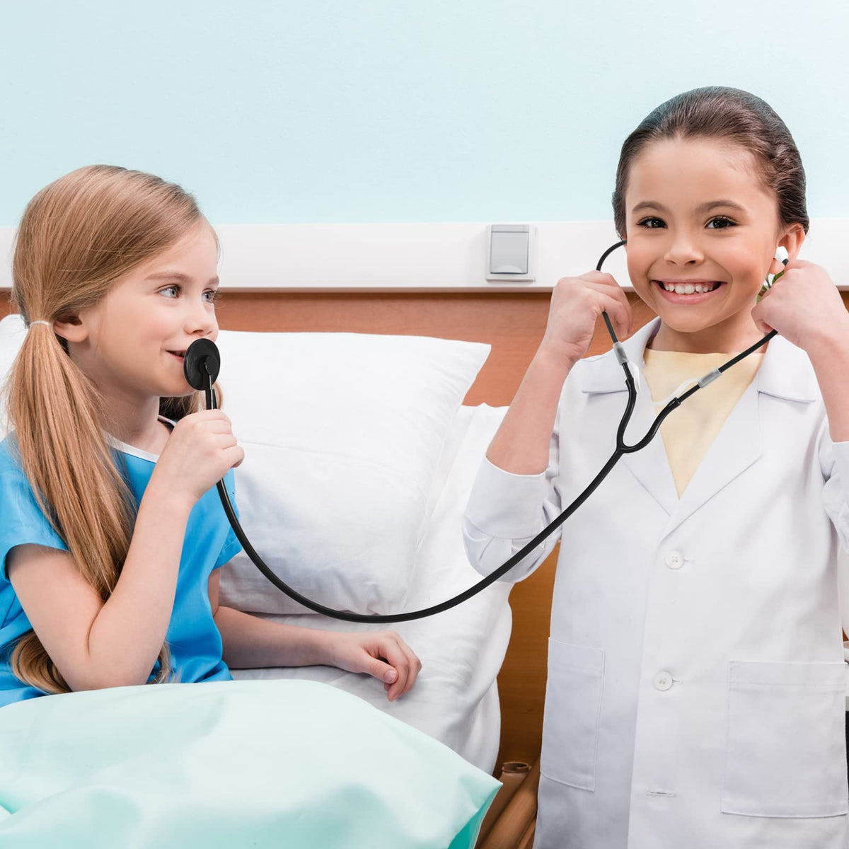 RoundFunny kids stethoscope accessory for cosplay and school activities.