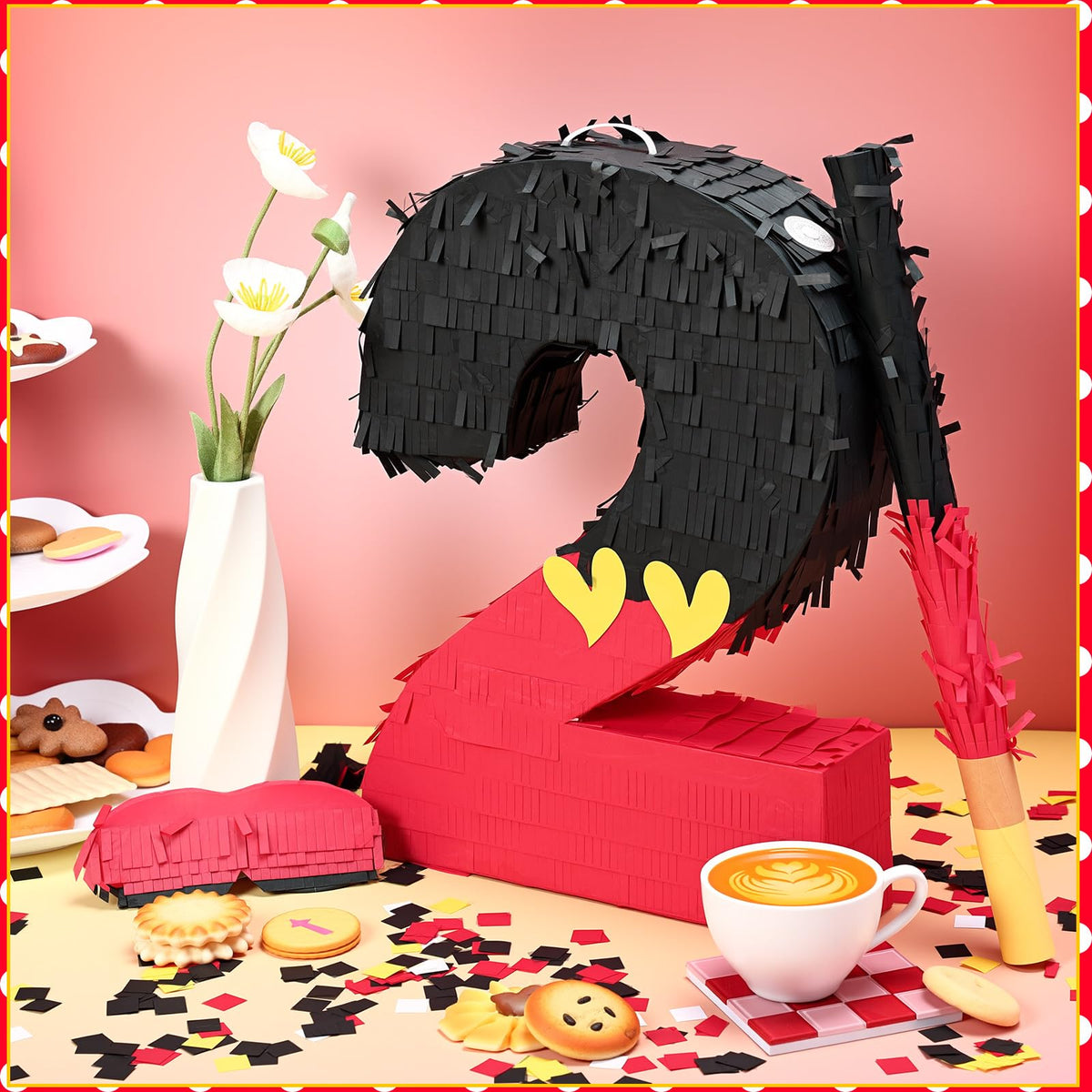 RoundFunny pinata durability close-up highlighting quality materials for playful use.