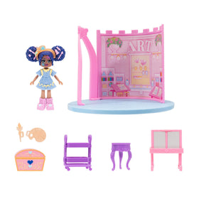 Royale High art class playset doll for chic fashion storytelling.