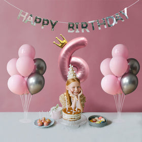 ROYUYE table decor ideas with clear stands suit any theme.