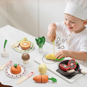 RRIBOUDWAN cutting-board reversible feature enables farm-to-slice play sessions