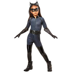 Rubies Catwoman jumpsuit with belt for dramatic, kid-friendly cosplay.