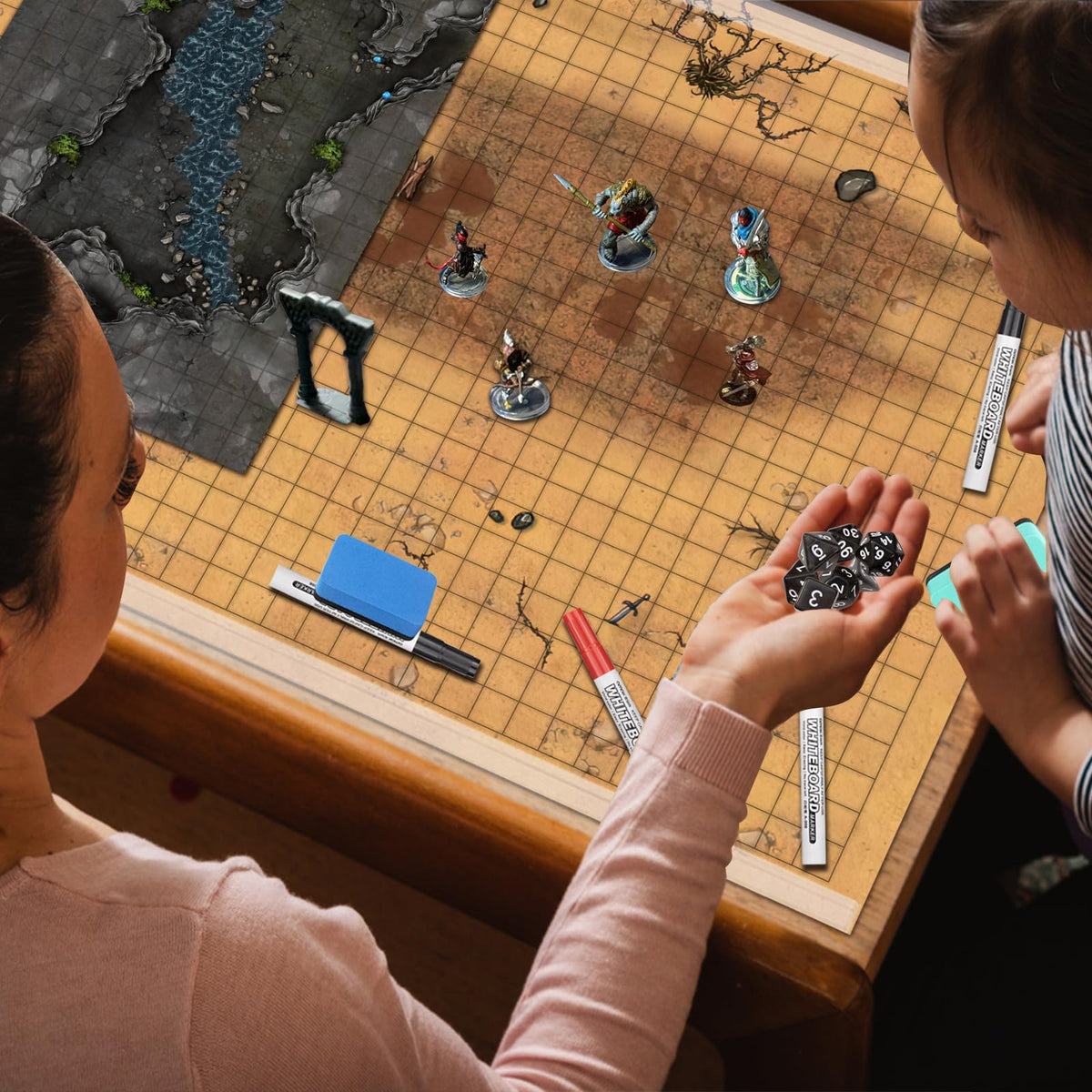 Sabermaster DND Map rollable storage to prevent creases between sessions