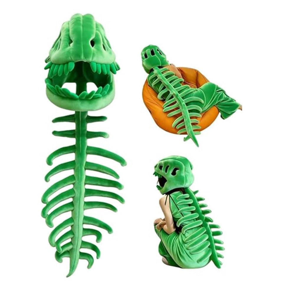 Sachie dinosaur skeleton headpiece enhances dramatic photos and cosplay performances.