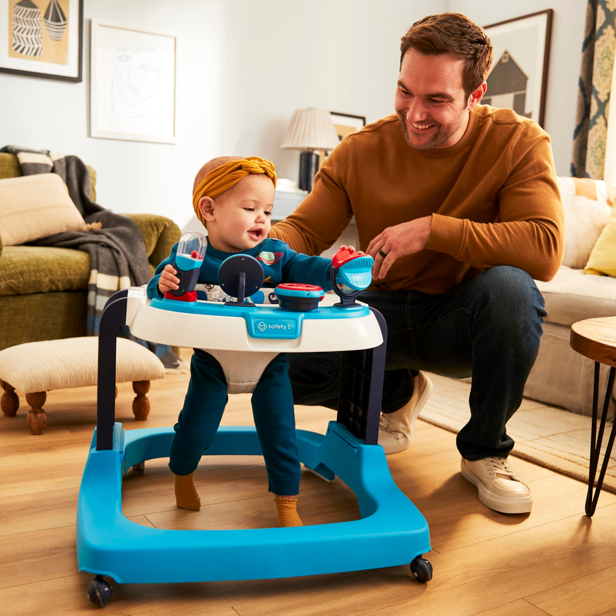 Safety 1st Ready, Set, Walk! DX supports up to 30 pounds for early mobility
