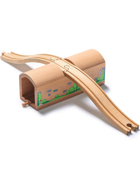 SainSmart Jr safety-rounded-edges underline parent-friendly design for confident first builds.