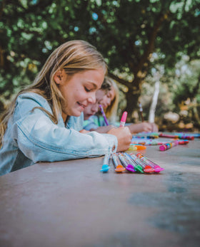 Pre-sharpened HB No.2 tips for reliable daily writing.