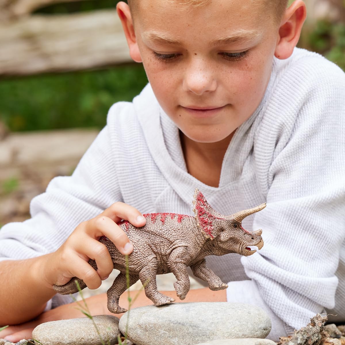 Schleich Triceratops durable material withstands everyday play.