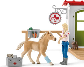 Schleich vet laptop supports pretend record-keeping and patient history.