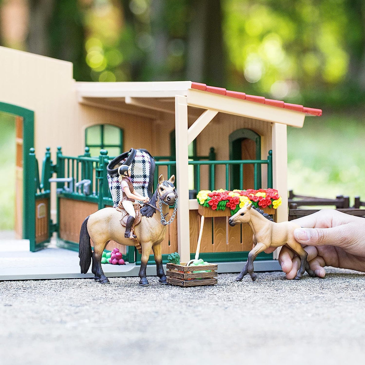 Schleich Mustang Horses featuring authentic pony silhouettes for storytelling