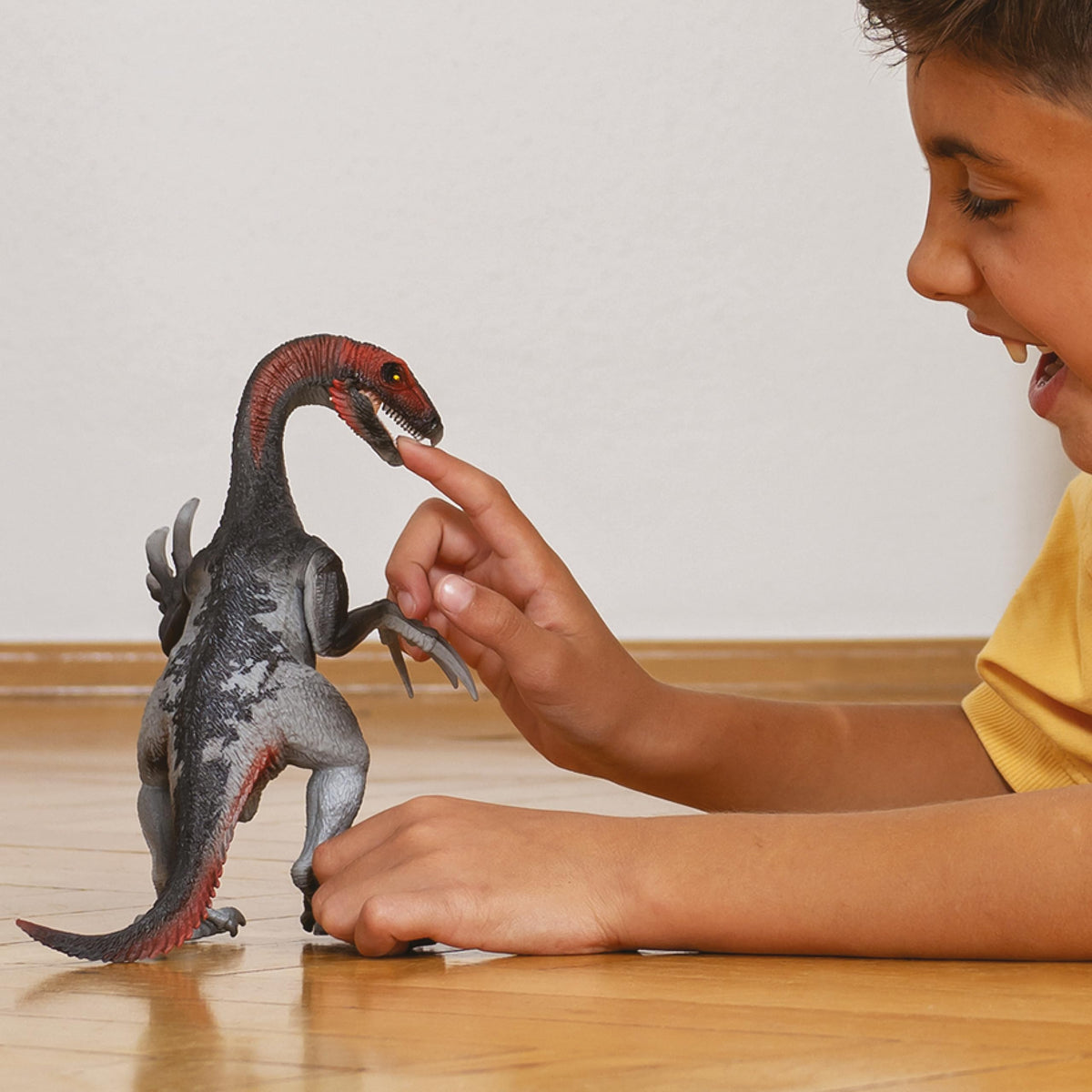 Schleich Therizinosaurus large dinosaur figure for imaginative collection