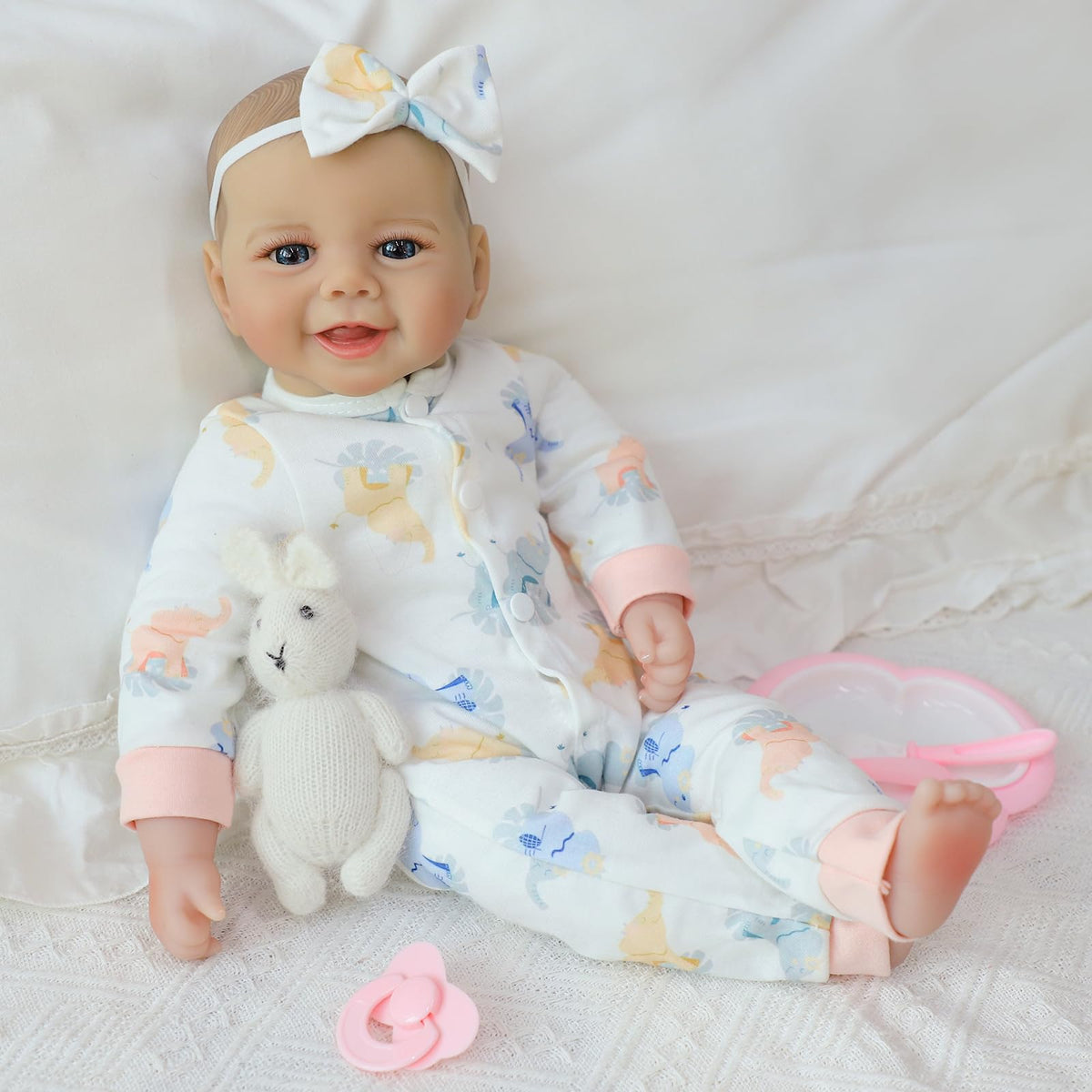 SCOM soft-skin texture provides a comforting, touch-friendly surface for kids.