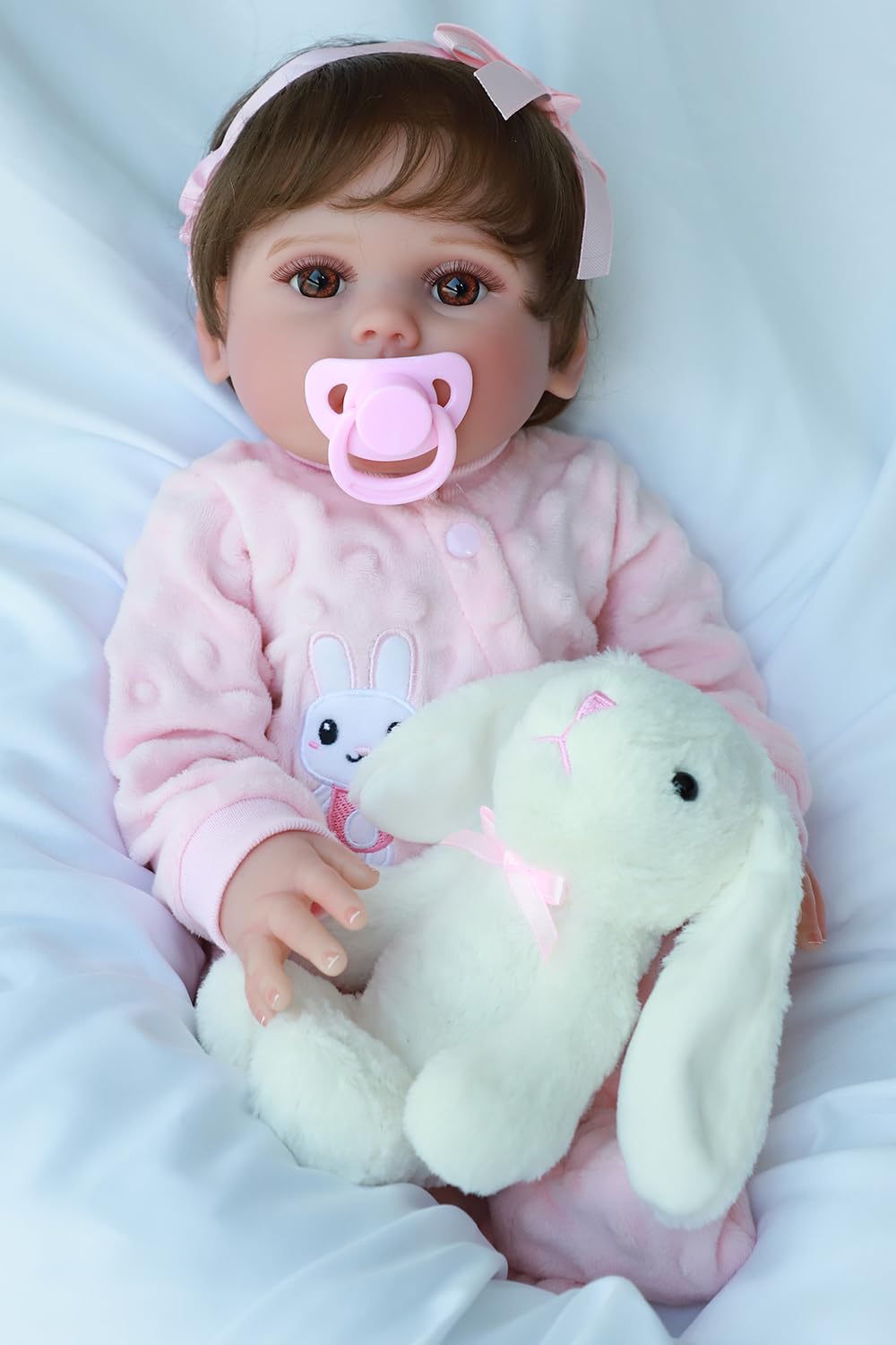 SCOM Lucy soft cloth body offers warm, cuddly comfort