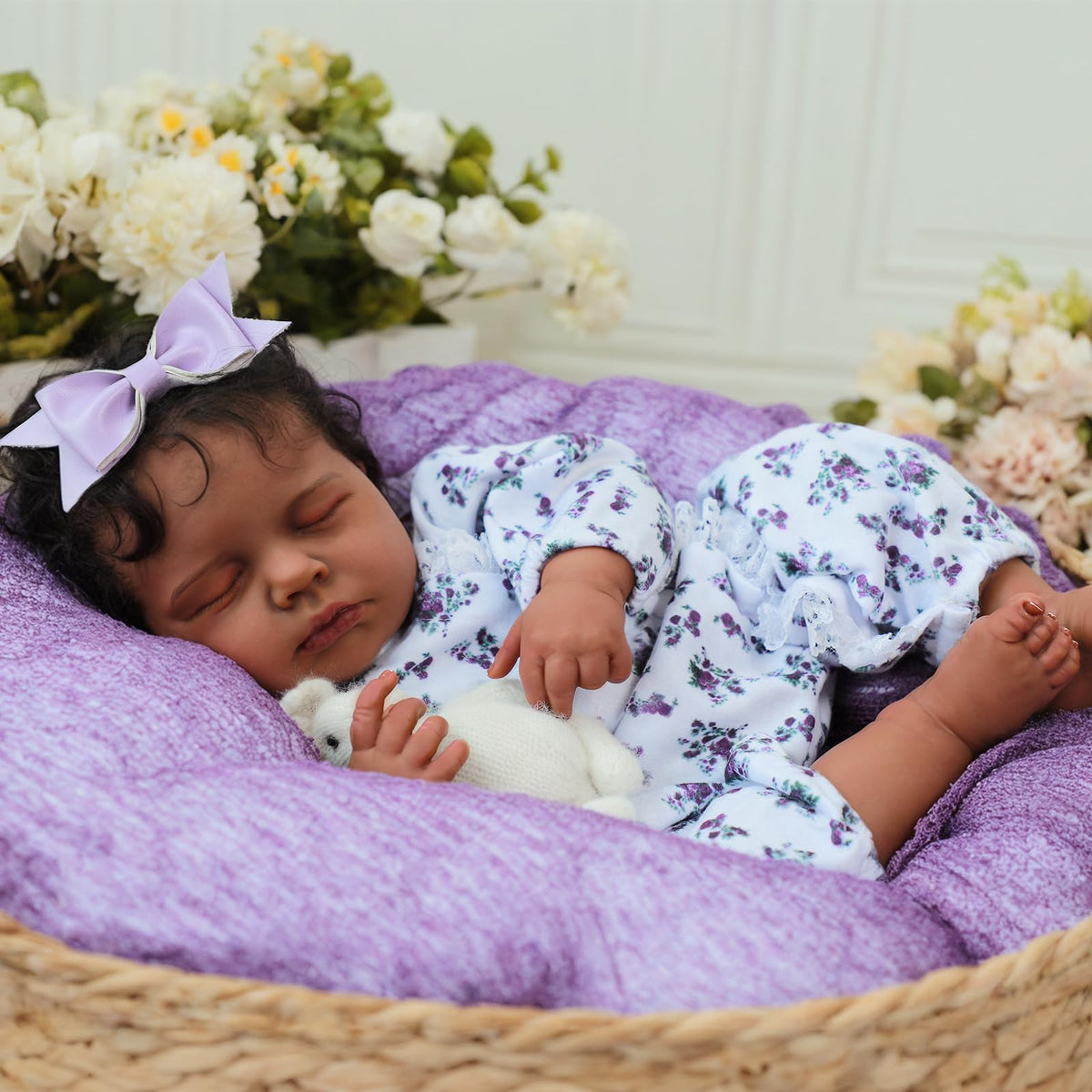 SCOM Reborn doll black girl 20-inch face displays lifelike features for imaginative play.
