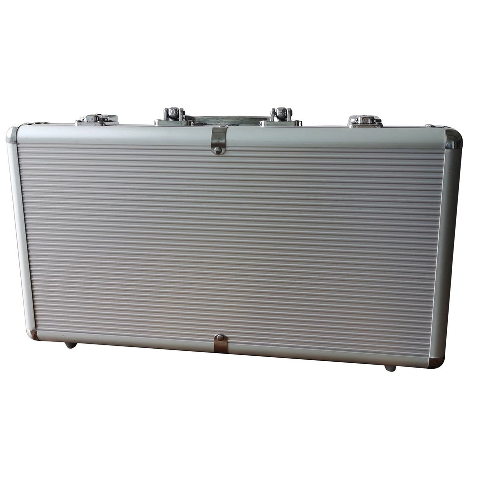 SEETOOOGAMES 300-chip capacity aluminum case for secure storage.
