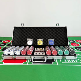 SEETOOOGAMES aluminum poker chip case latch close-up for secure closure