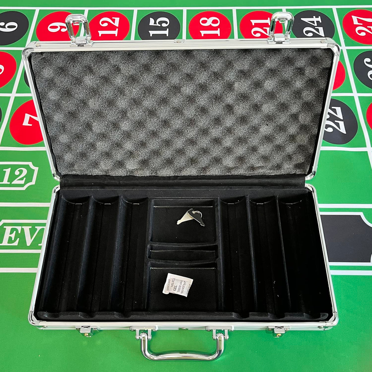 SEETOOOGAMES carrying handle for easy transport between games.