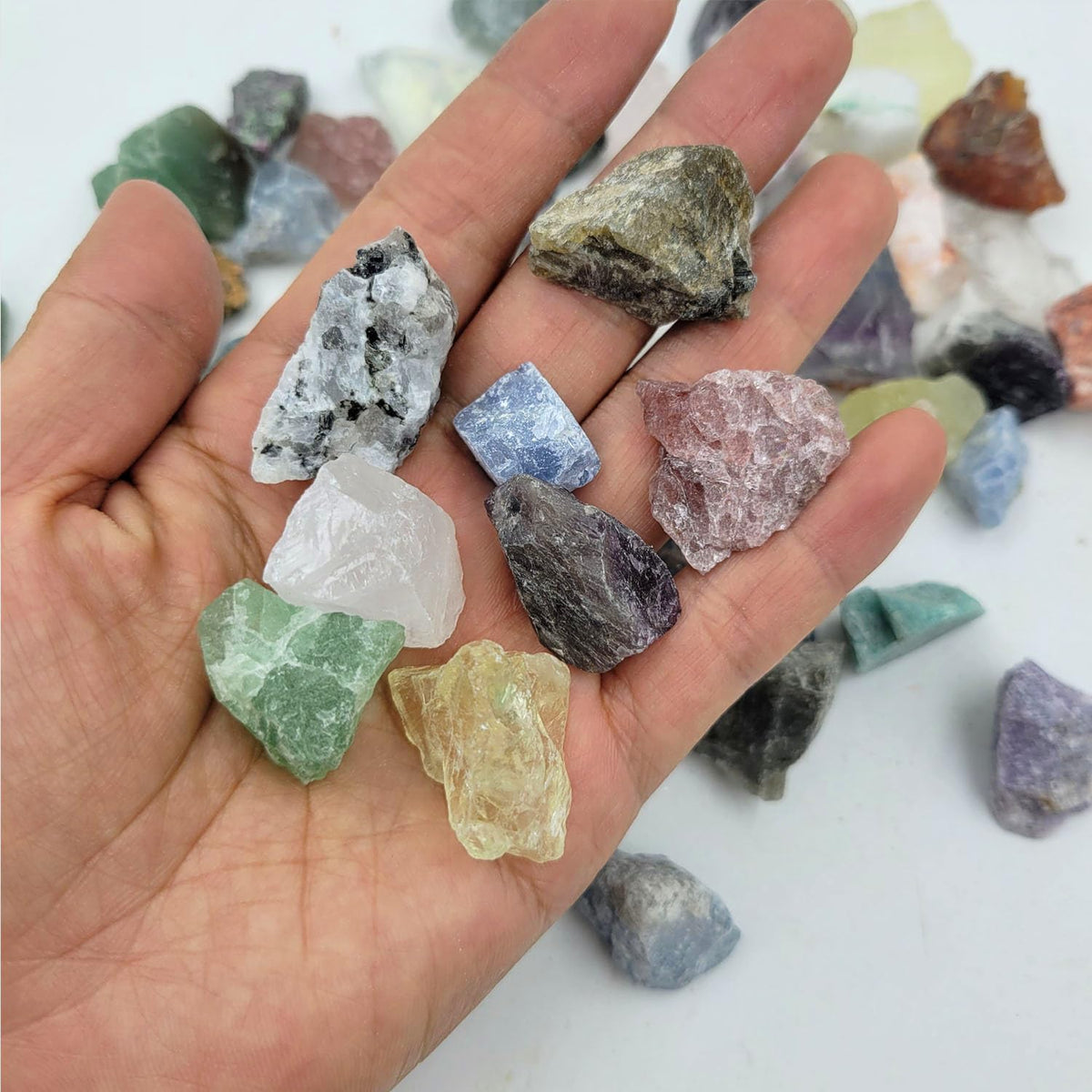 SeeuFun gemstone variety with amethyst and lapis lazuli for colorful learning experiences.