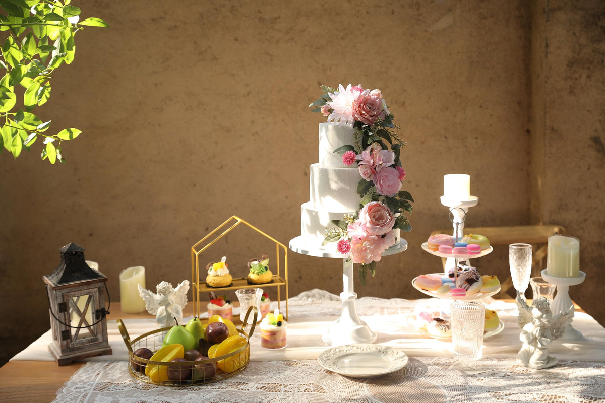 Serra Flora romantic wedding decor blooms set a memorable mood.