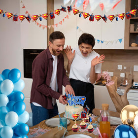 Seyal Suprmn balloon set brings bold colors to the party space