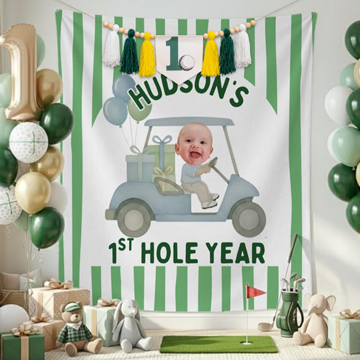 Sherkarmiu high-chair banner in golf theme, perfect for cake smash moments.