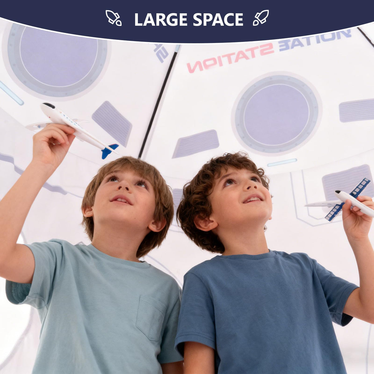 SHOUHOUNI rocket tent size fits neatly in playroom corners.