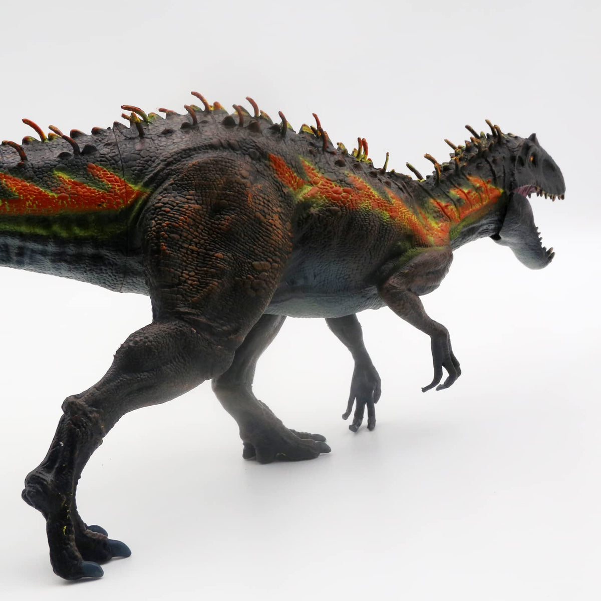 SIENON dinosaur cake topper adds playful yet stylish accents to celebrations