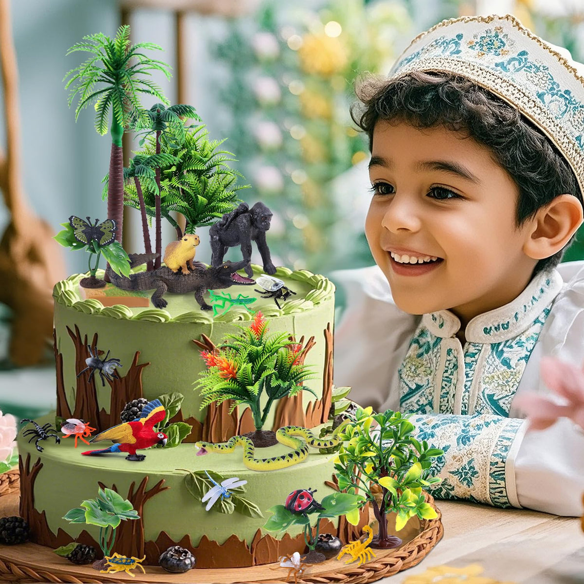 SIENON crocodile figure designed for durable, active play and dioramas.