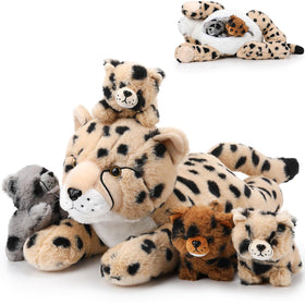 Silipull cheetah mom plush with cubs ready for cuddles and imaginative play
