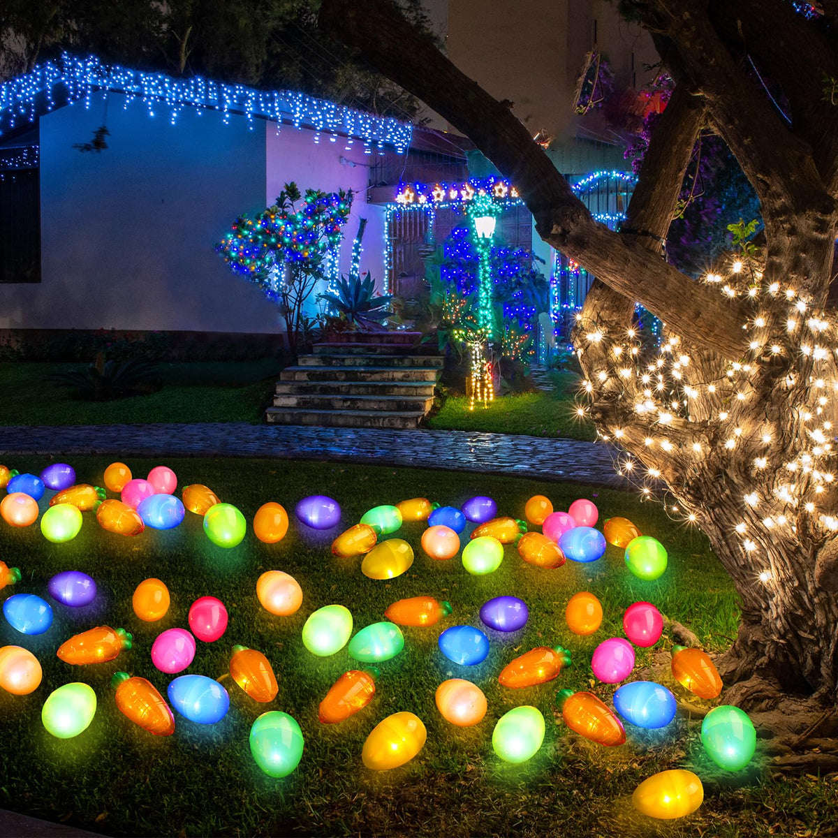 Silipull mini glow sticks add festive illumination for hunts.