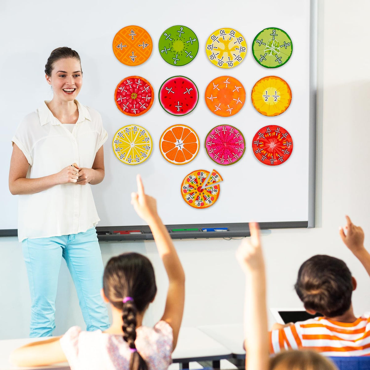 Simply Magic magnetic fraction plate supports hands-on modeling.