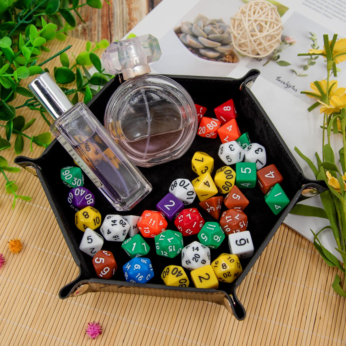 SIQUK camel hexagon folding dice tray—soft velvet interior protects dice.