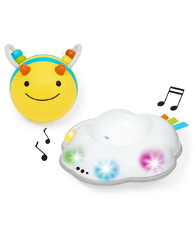 Skip Hop Follow-Me Bee age five months and up supports growing skills.
