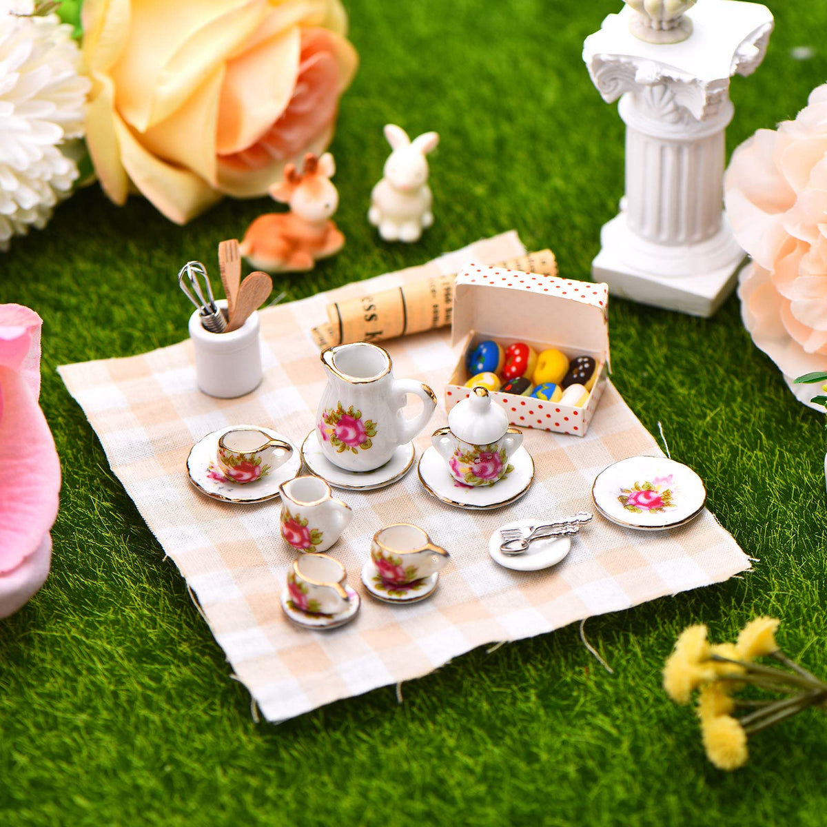 Skylety Blooming Porcelain dollhouse display piece for charming scenes