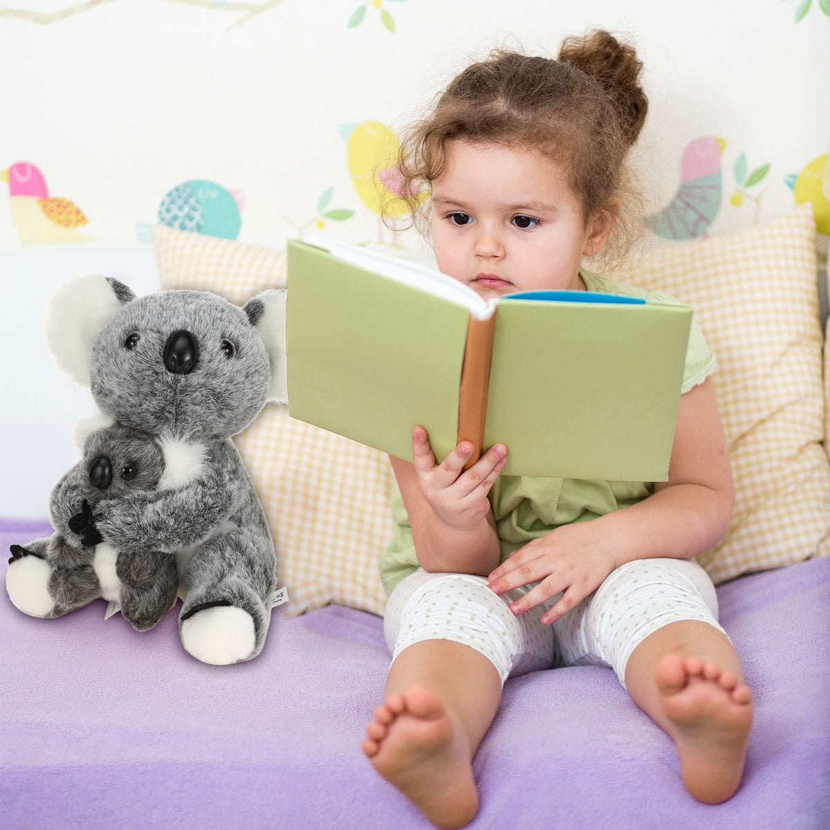 Skylety koala decor in party backdrop for cozy vibe