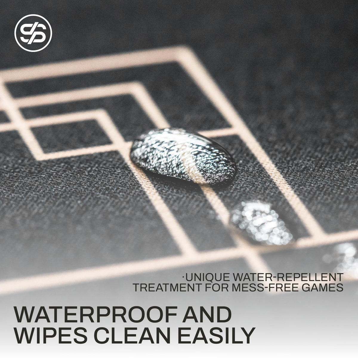 SLOWPLAY Godel Poker Mat anti-slip bottom keeps the mat stable.