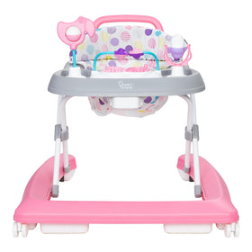 Smart Steps Trend Plus extra-wide base for stability during exploration