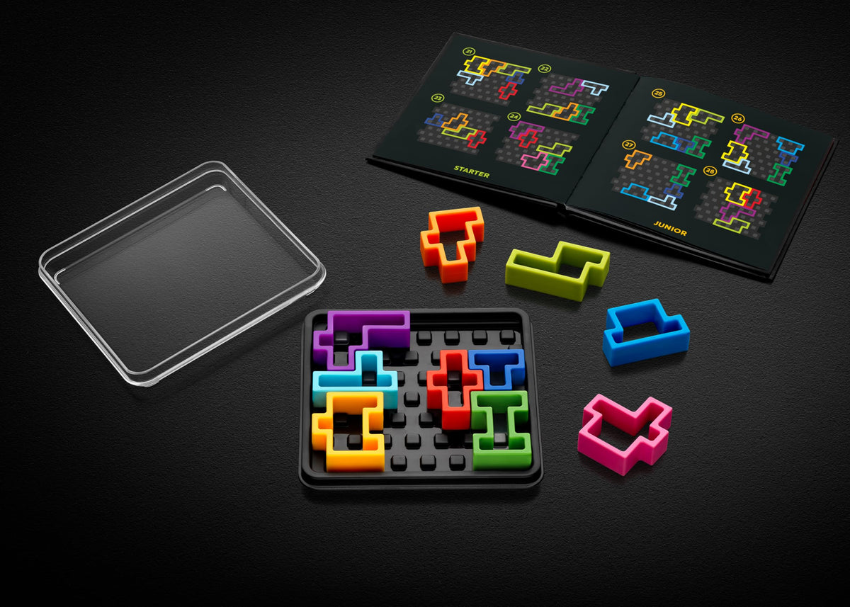 SmartGames IQ Deluxe 120 Challenges, progressively difficult puzzles for logic and concentration.