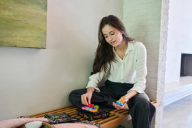 SmartGames IQ Deluxe Premium Packaging communicates quality and easy gifting.