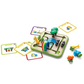 SmartGames Safari Park Jr. colorful pieces support visual discrimination and fine motor skills.