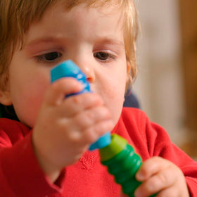 SmartMax First Sounds soft textures invite tactile feedback during early STEM play.