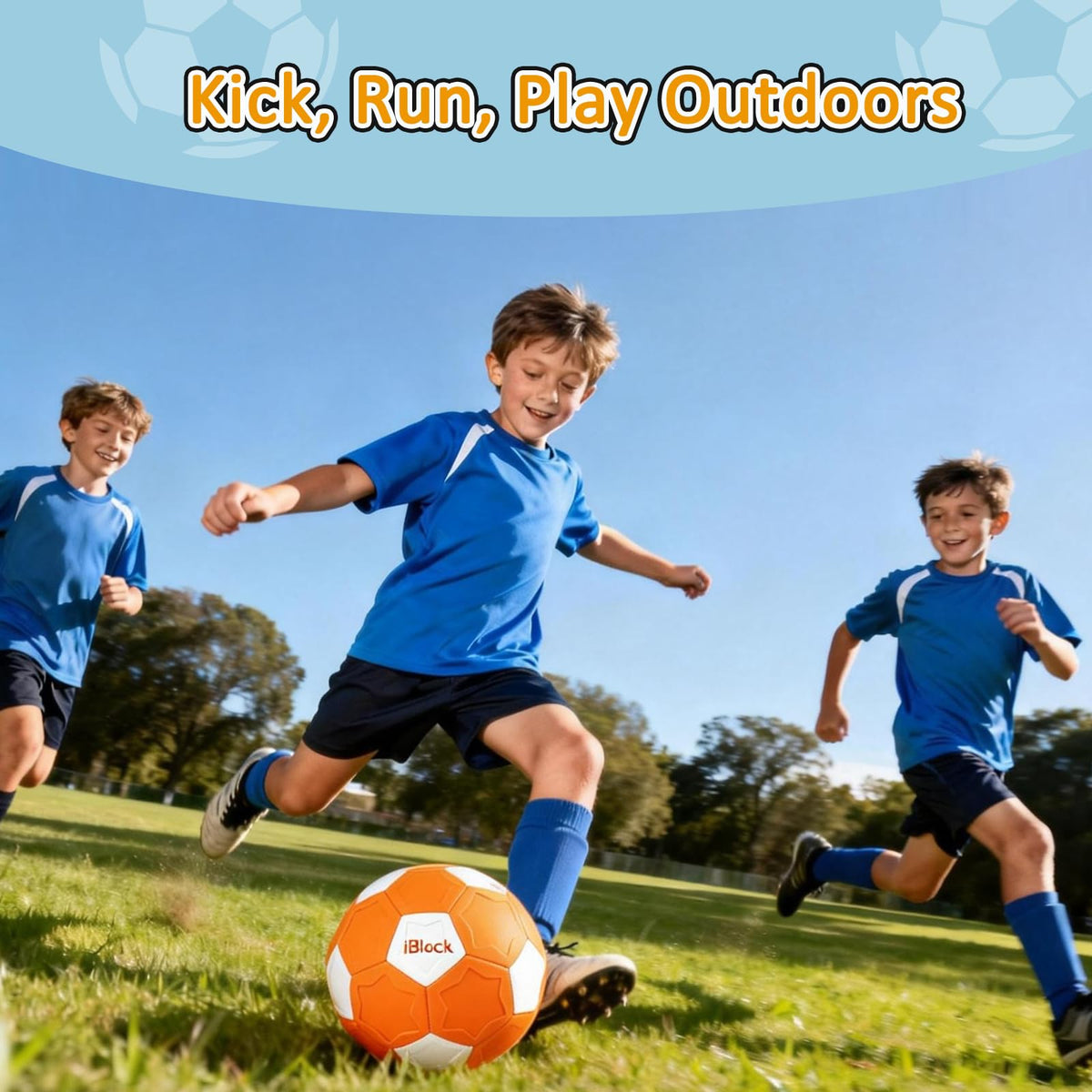 Smartwo Curve Size 4 ball held by child ready for outdoor play