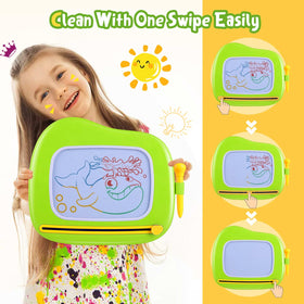 Smasiagon travel-friendly drawing board ready for car, train, or plane trips.
