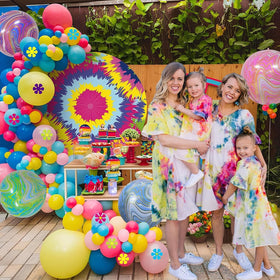 SNLN Durable materials keep the tie-dye vibe through the entire party.