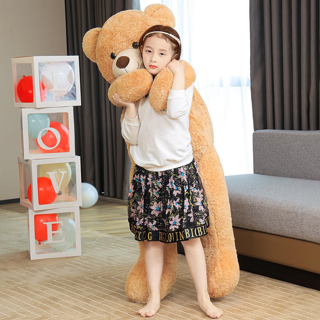 SNOWOLF 47in bear ideal for bedroom decor and cozy moments.