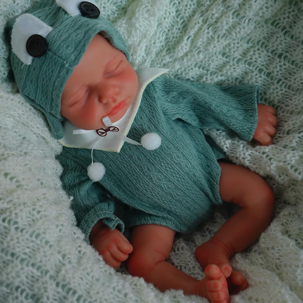Softmary silicone doll with visible veins—enhances authentic infant realism for immersive play.
