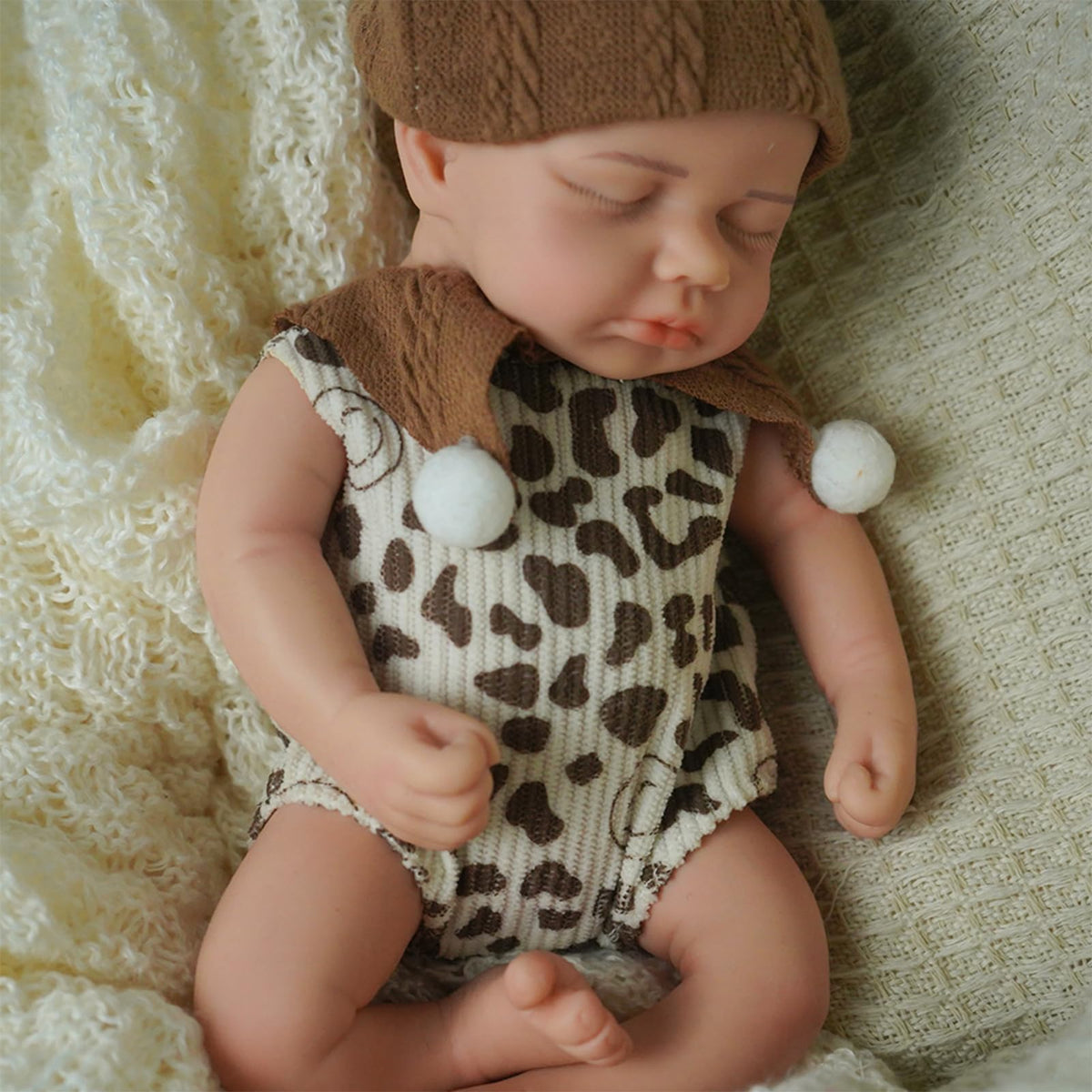 SOFTMARY sleeping pose doll enhances pretend play and display.