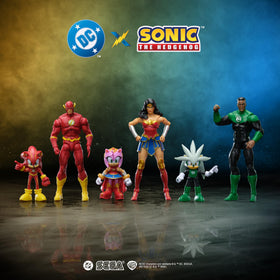 Sonic The Hedgehog Green Lantern 27-point figure allows epic action posing.