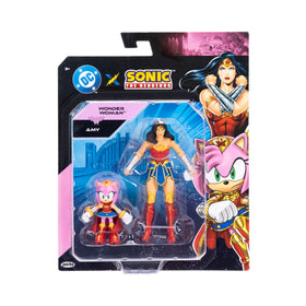Amy as Wonder Woman articulation detail and poseability for action-packed play.